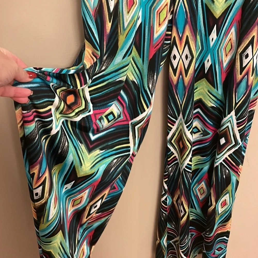 Fashion women’s palazzo geometric pull on pants S/M stretch flowy multi color